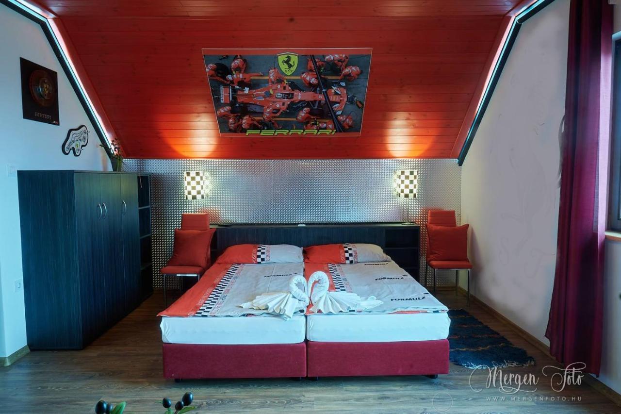 Bed and Breakfast Kamaras Ring House Модьород Экстерьер фото
